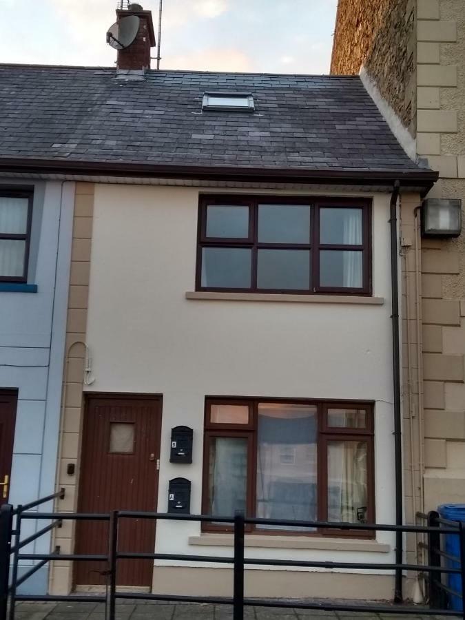 The Square Guest Apartment Stewartstown Bagian luar foto